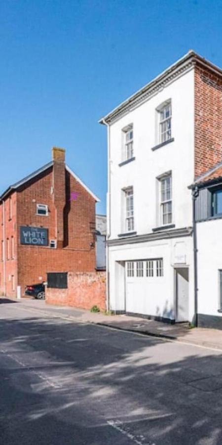 4 Market Cross House, Aldeburgh Exterior photo